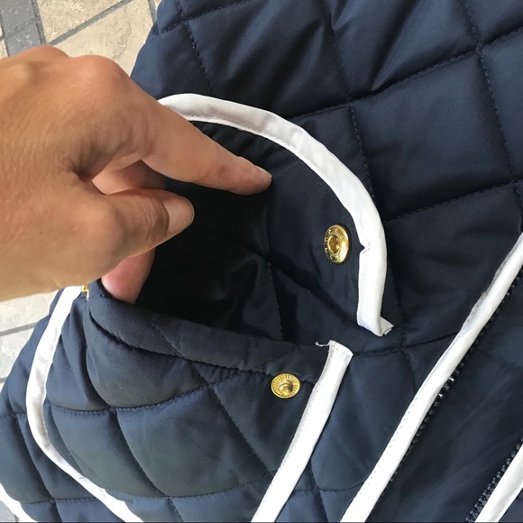 Me Jane Navy Blue Quilted Vest w/White Piping - Picture 5 of 9